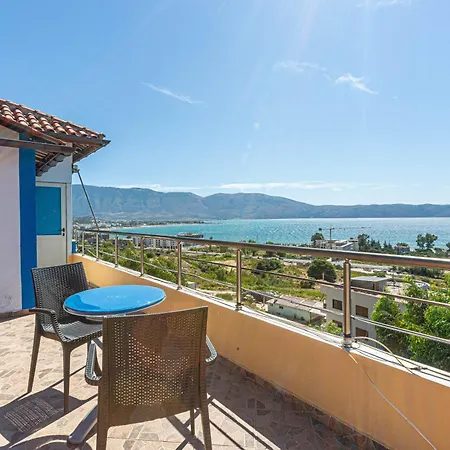 Radhima Penthouse Huge 2 Bedroom - Sea View, Parking & Kitchen - 2 Toilets Apartment